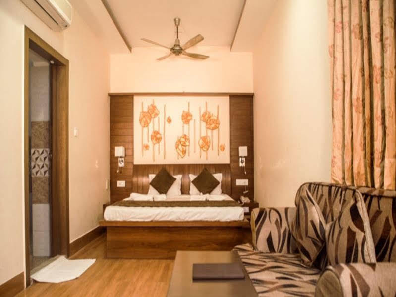 ג'איסלמר Hotel Priya מראה חיצוני תמונה